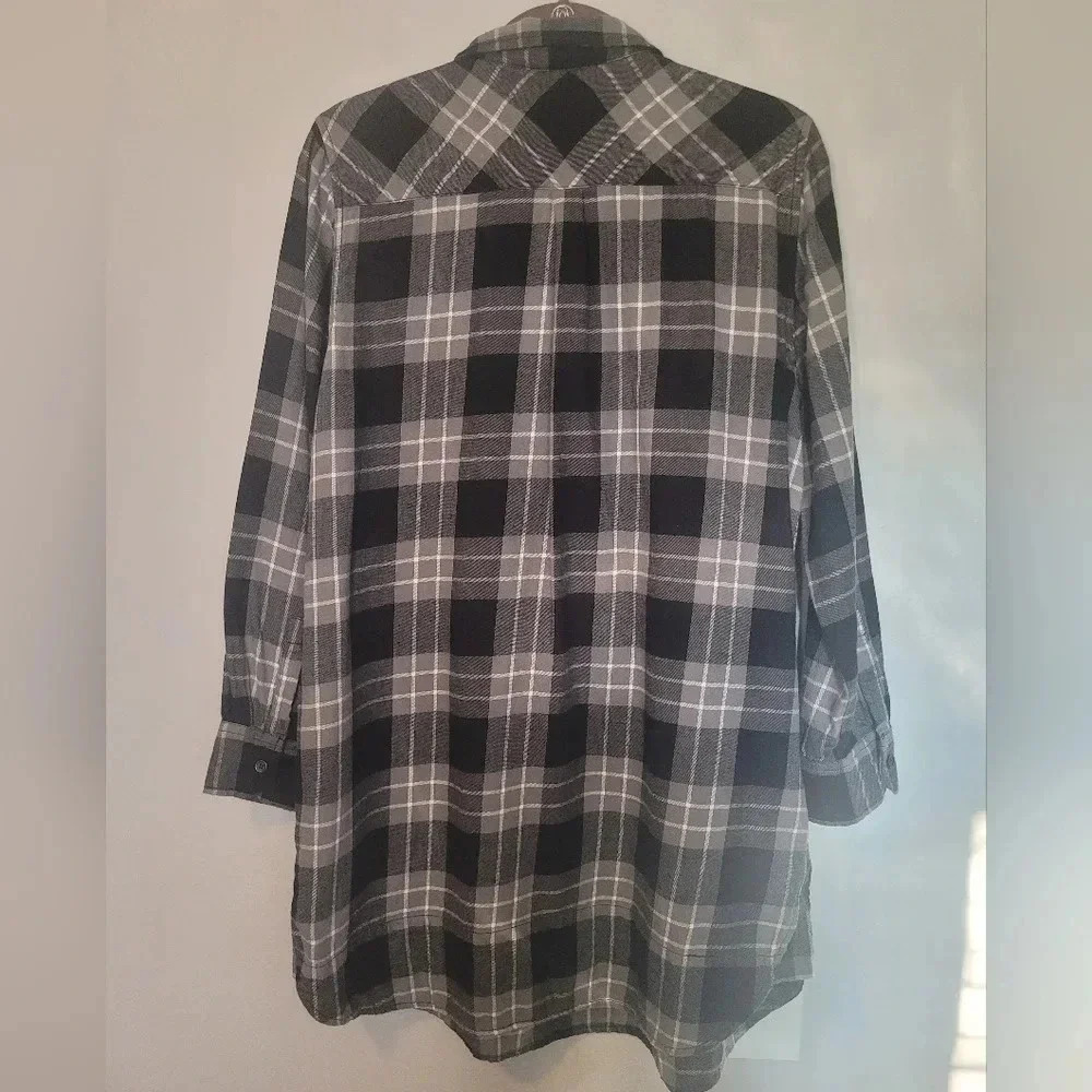 BEACH LUNCH LOUNGE women's black gray white plaid flannel pop over shirt dress L - Picture 6 of 10